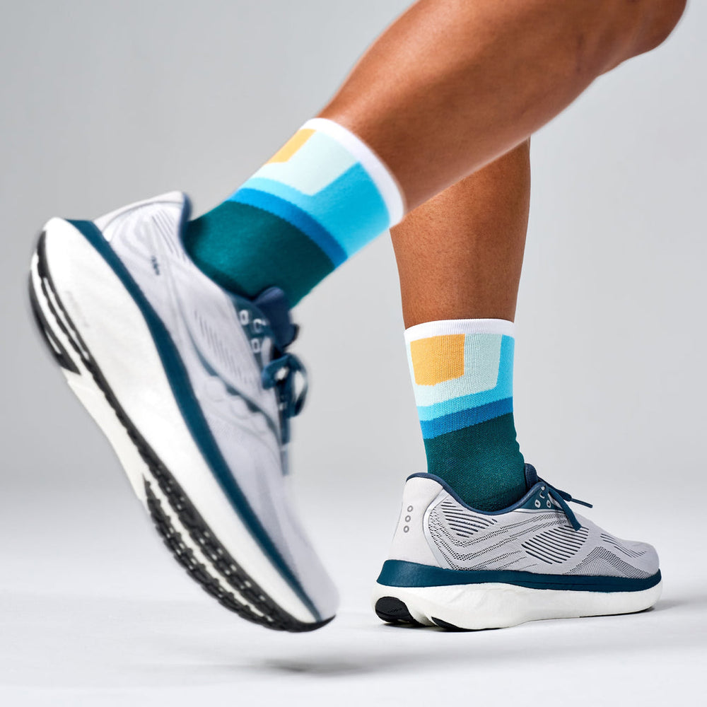 BREEZY COURT ELITE LIGHT CUSHION MINI CREW SOCKS

