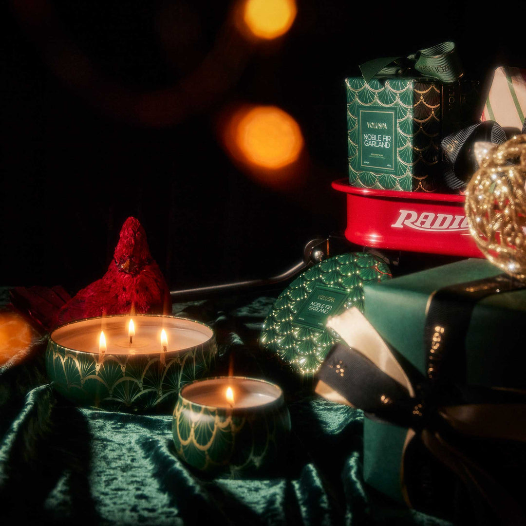 NOBLE FIR GARLAND MINI TIN CANDLE