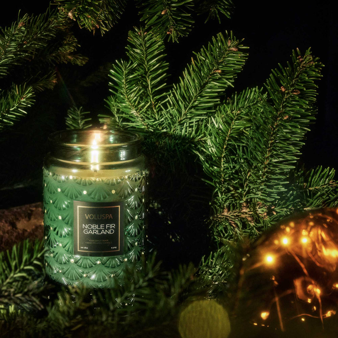 NOBLE FIR GARLAND 18oz LARGE JAR CANDLE