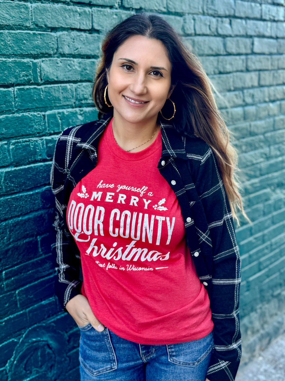 A MERRY DOOR COUNTY CHRISTMAS GRAPHIC TEE