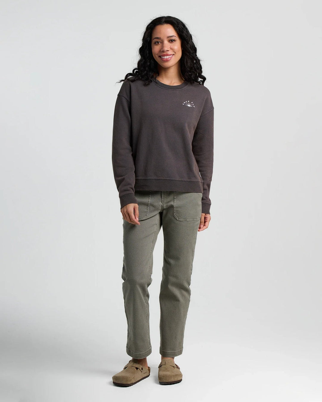 WOMEN'S BLACK SAND WASH SUNBURST FLEECE CREW