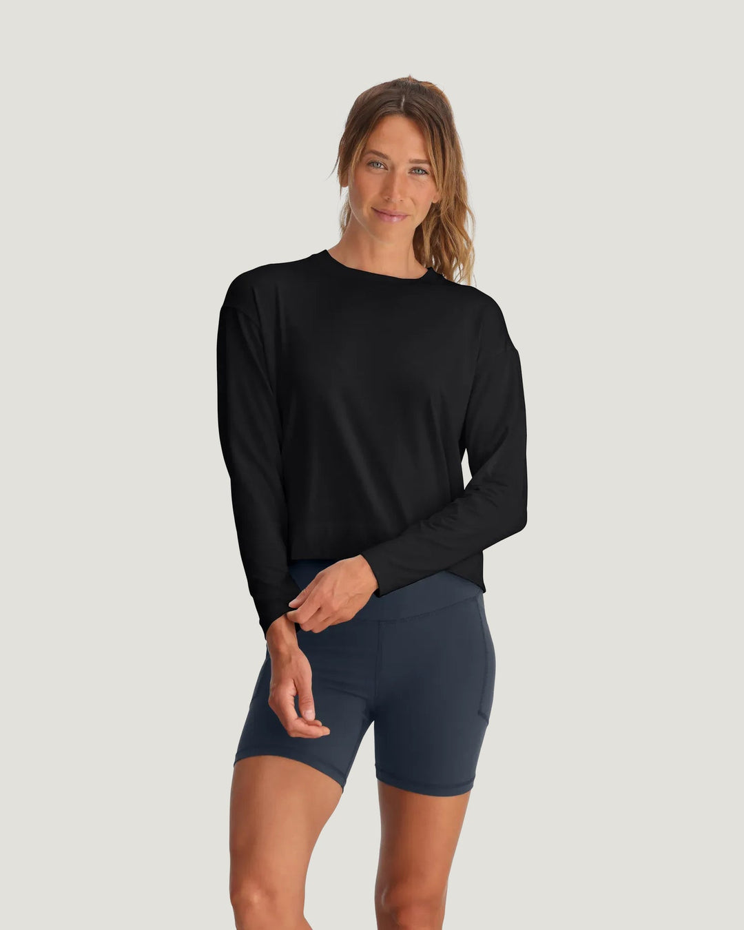 BLACK BAMBOO SHADE CROSSOVER LONG SLEEVE TOP