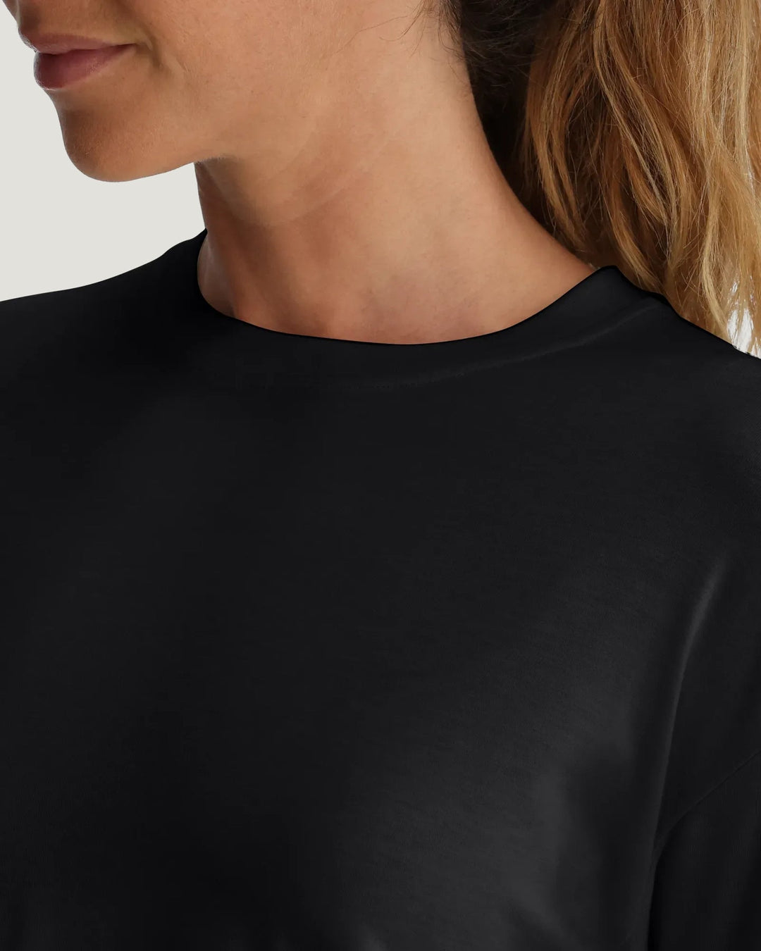 BLACK BAMBOO SHADE CROSSOVER LONG SLEEVE TOP