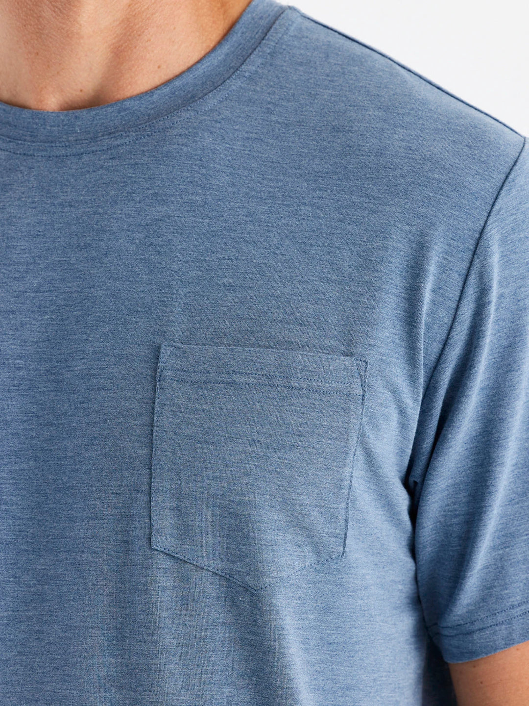 MEN'S HEATHER DEEPWATER FLEX POCKET TEE