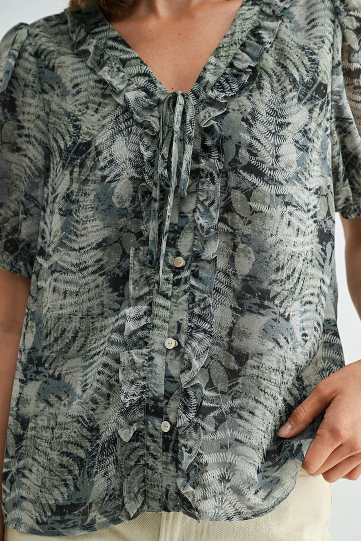 FERN RUFFLE NECK BLOUSE