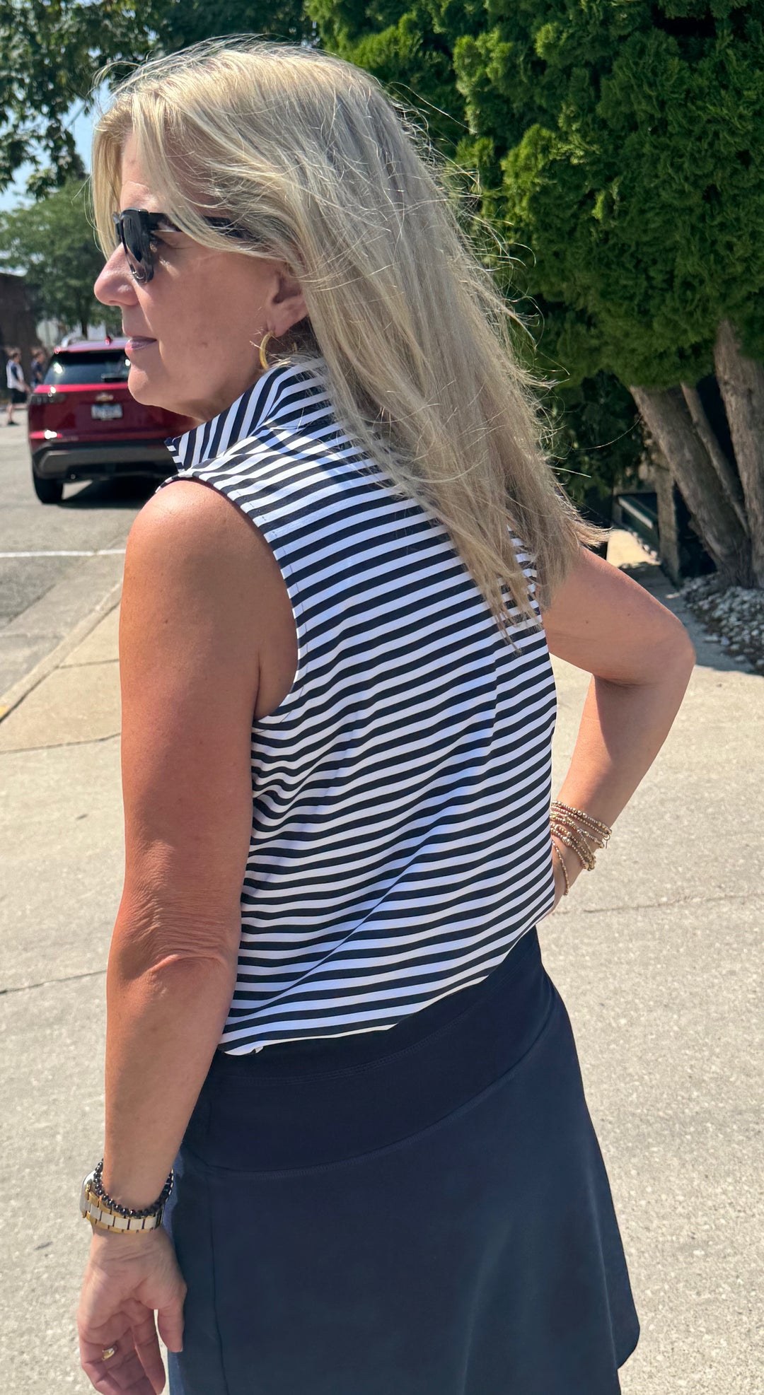 NAVY STRIPE NELLIE SLEEVELESS ZIP TOP