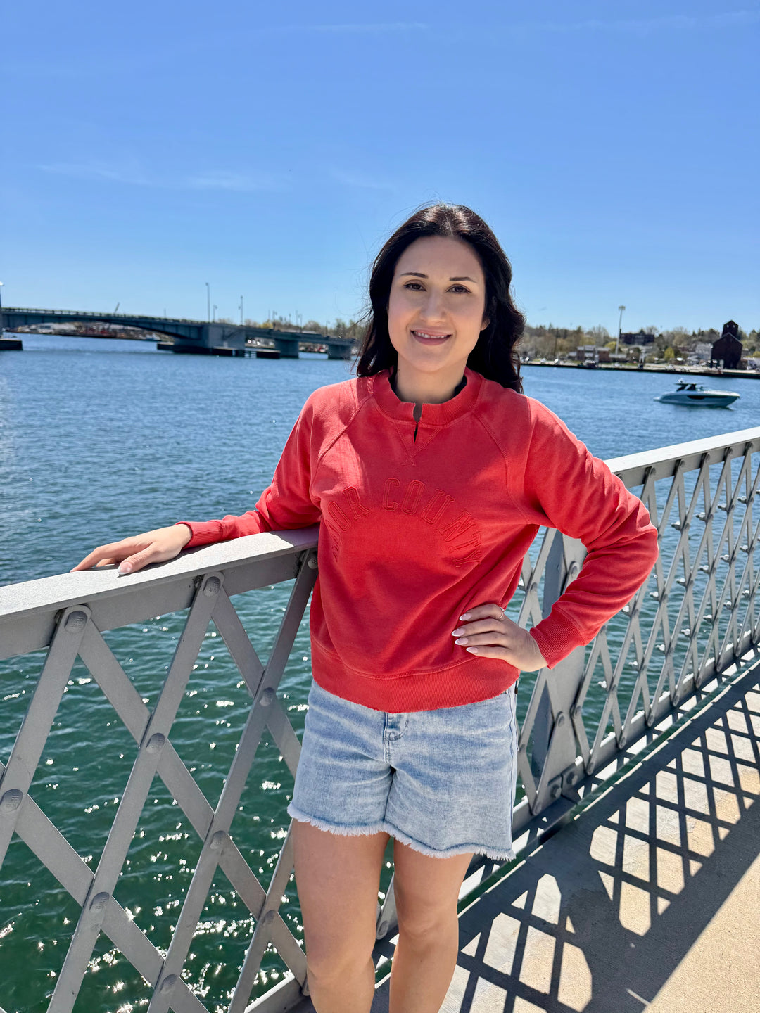 POPPY DOOR COUNTY SPLIT CREW SWEATSHIRT