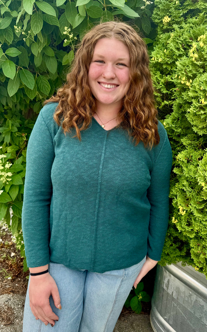 MACEY PEACOCK SEAM FRONT SWEATER