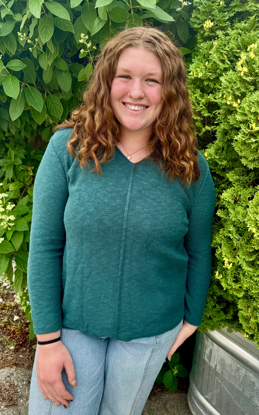 MACEY PEACOCK SEAM FRONT SWEATER
