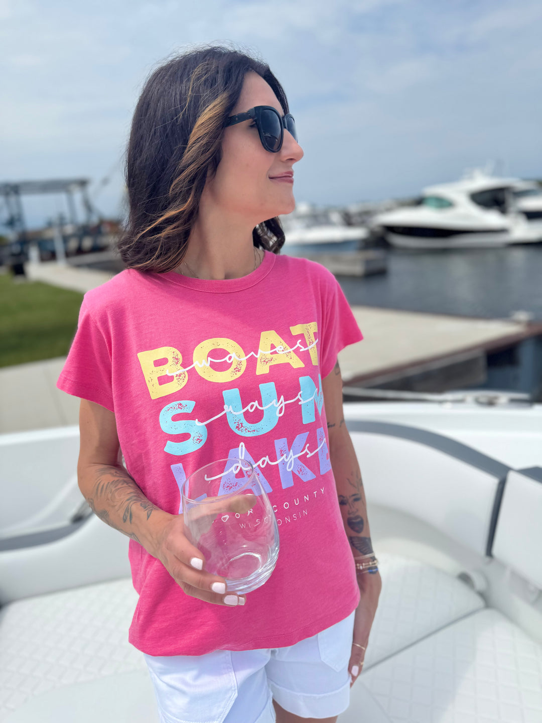 LIPSTICK PINK BOAT WAVES SUN RAYS LAKE DAYS DOOR COUNTY T-SHIRT
