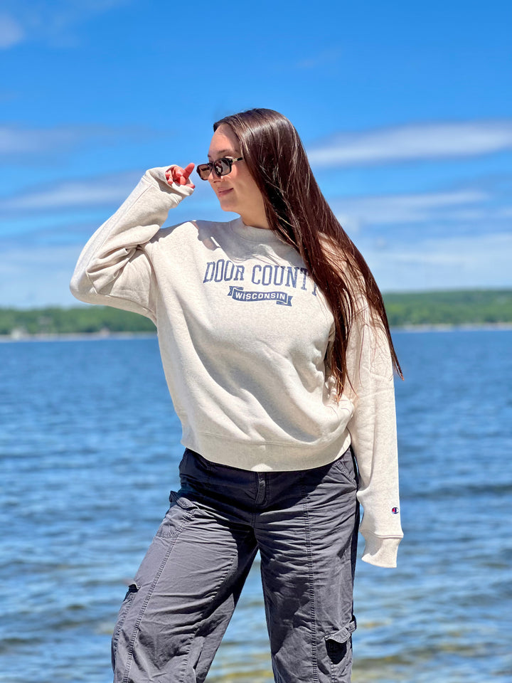 DOOR COUNTY WISCONSIN PEBBLESTONE TRIUMPH CHAMPION CREW SWEATSHIRT