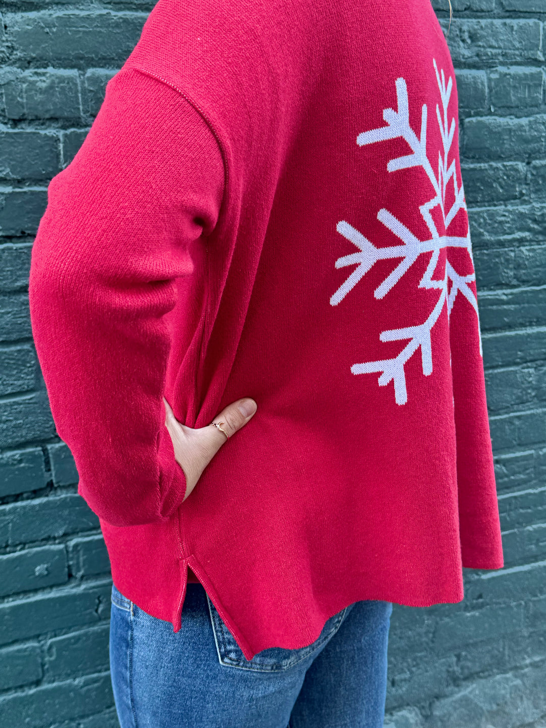 MERRY MERRY MERRY EVERYDAY RELAXED FIT SWEATER