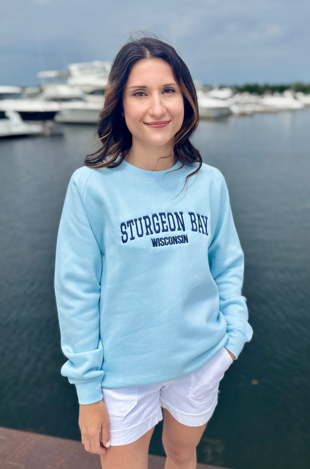 STURGEON BAY WISCONSIN EMBROIDERED CREW SWEATSHIRT
