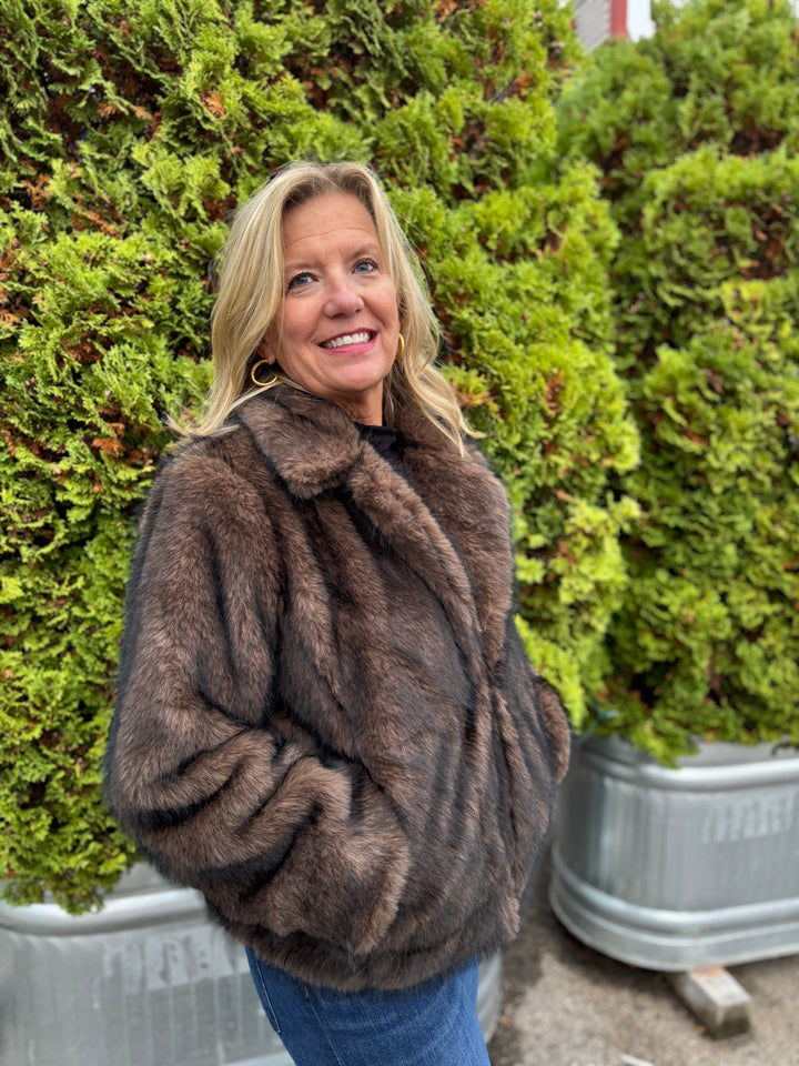 EILEEN ESPRESSO FAUX FUR SHORT COAT