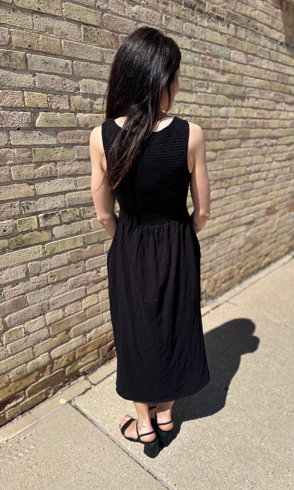BLACK SMOCKED MIDI TANK DRESS
