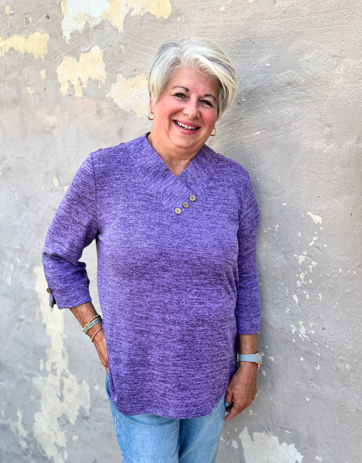 VIOLET 3 BUTTON V-NECK KNIT TOP