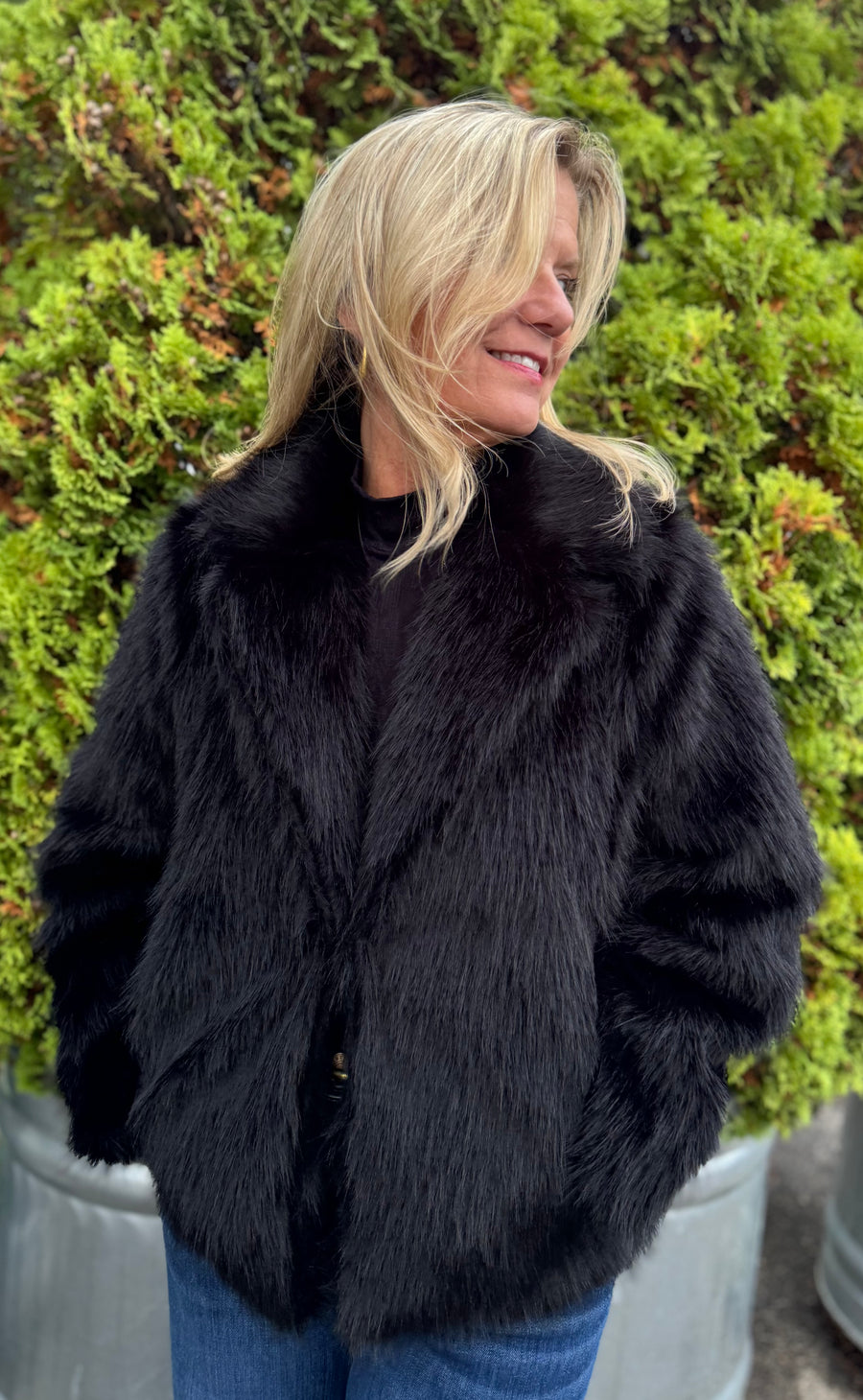 BLACK  NOVA FAUX FUR SHORT JACKET
