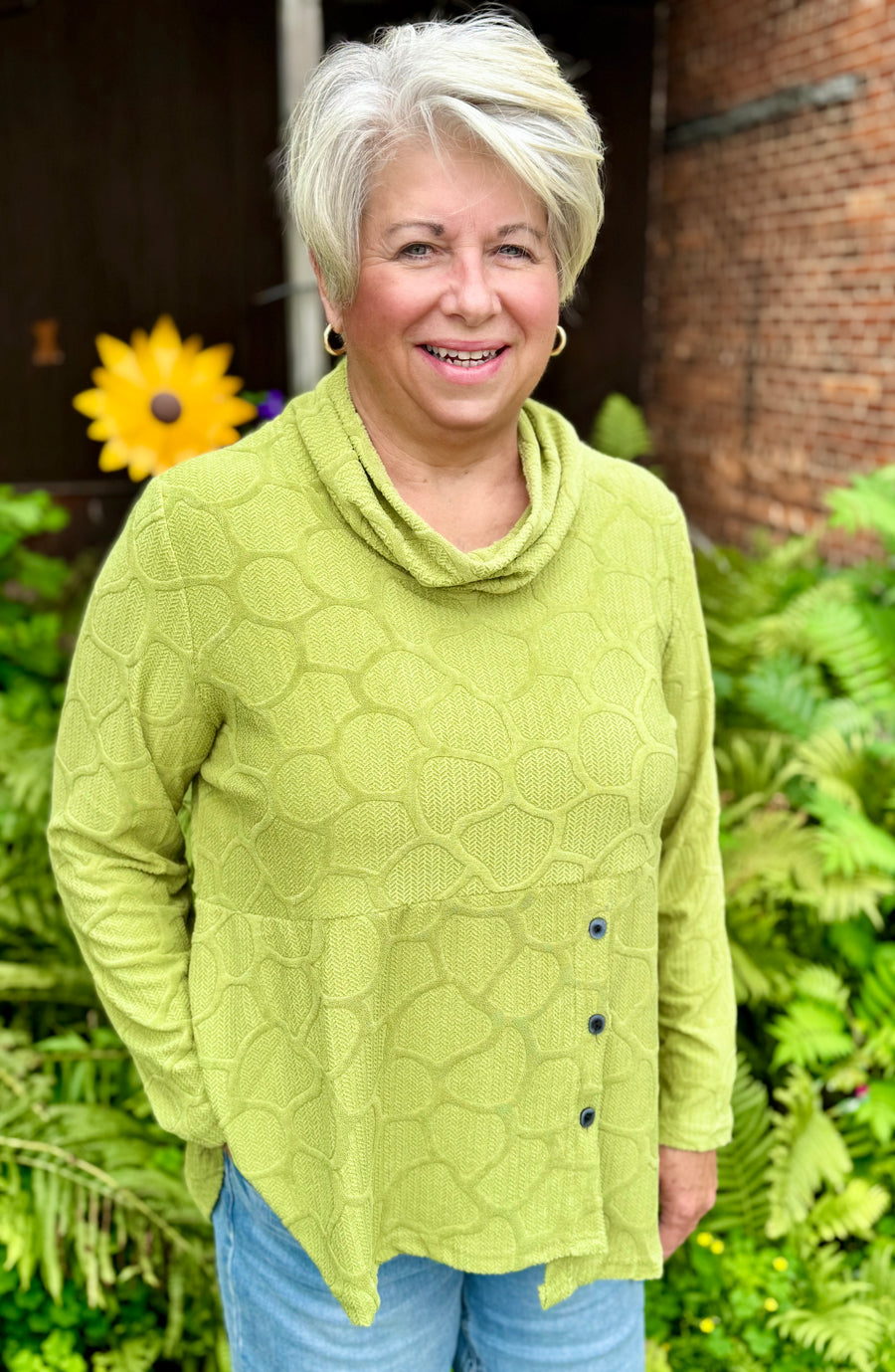 MOSS SIDE BUTTON TUNIC TOP
