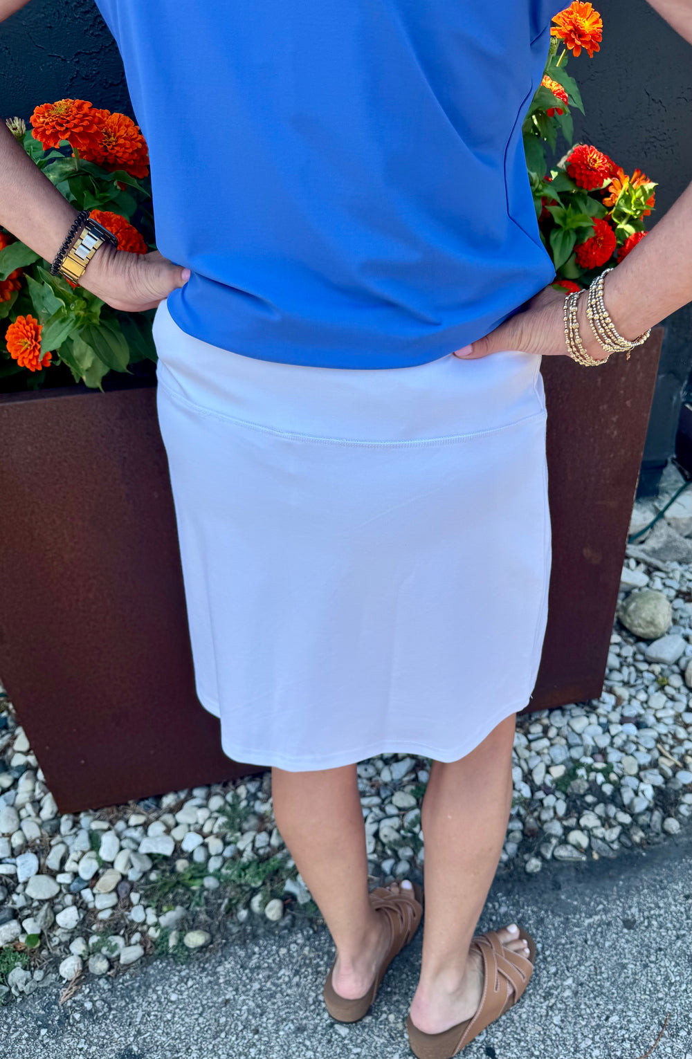 NIKKI WHITE PULL ON SKORT
