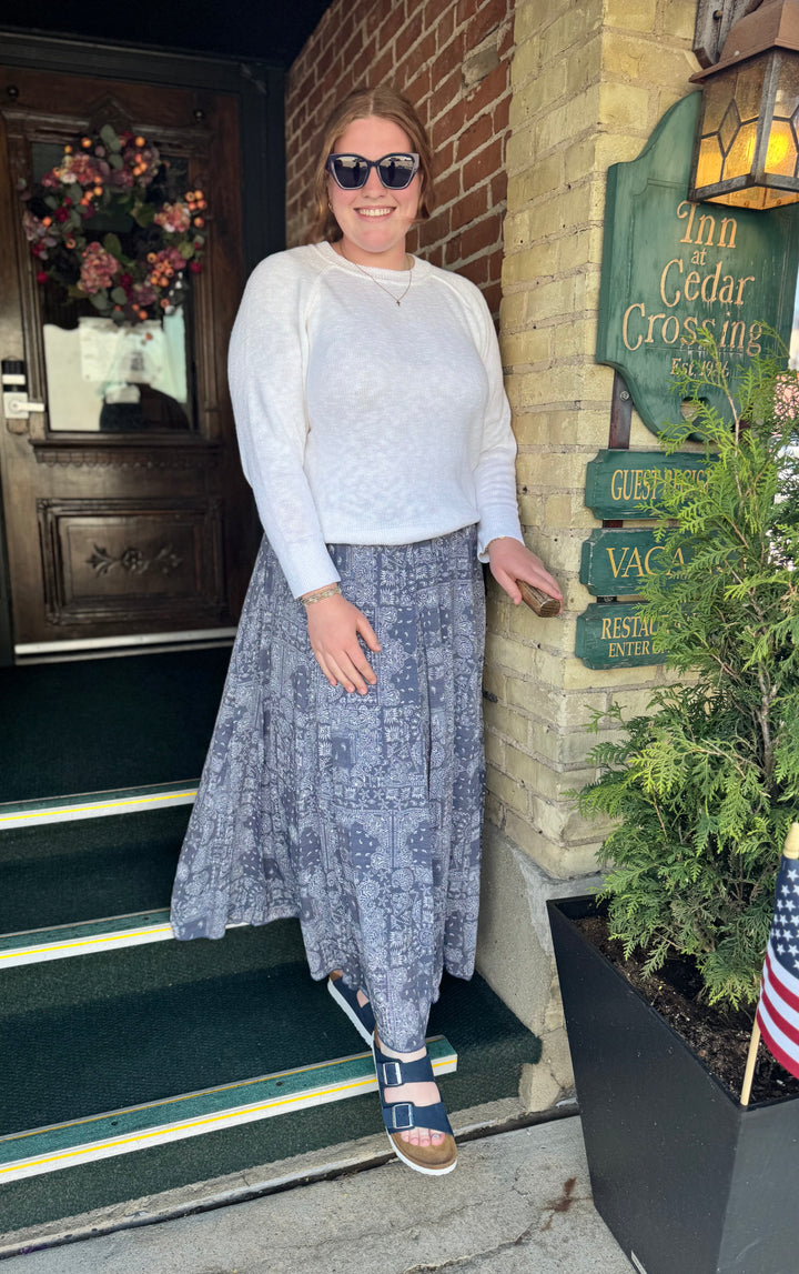 JOAN BLUE & WHITE PRINT SKIRT