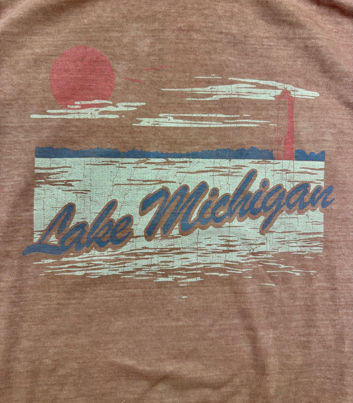 LAKE MICHIGAN GRAPHIC BOYFRIEND TEE