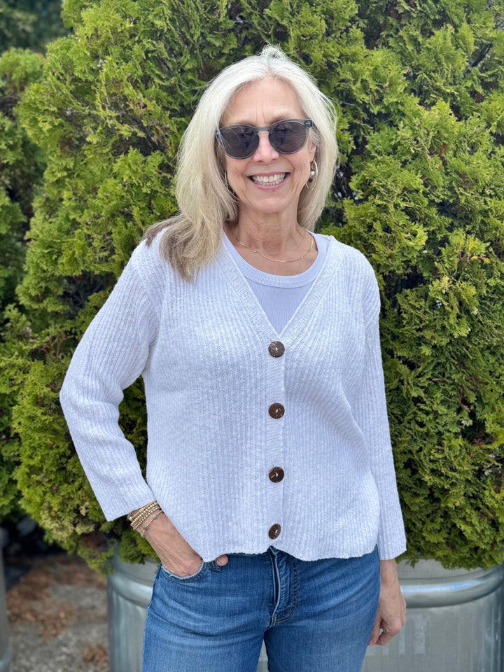 HANNAH WHITE 4 BUTTON CARDIGAN