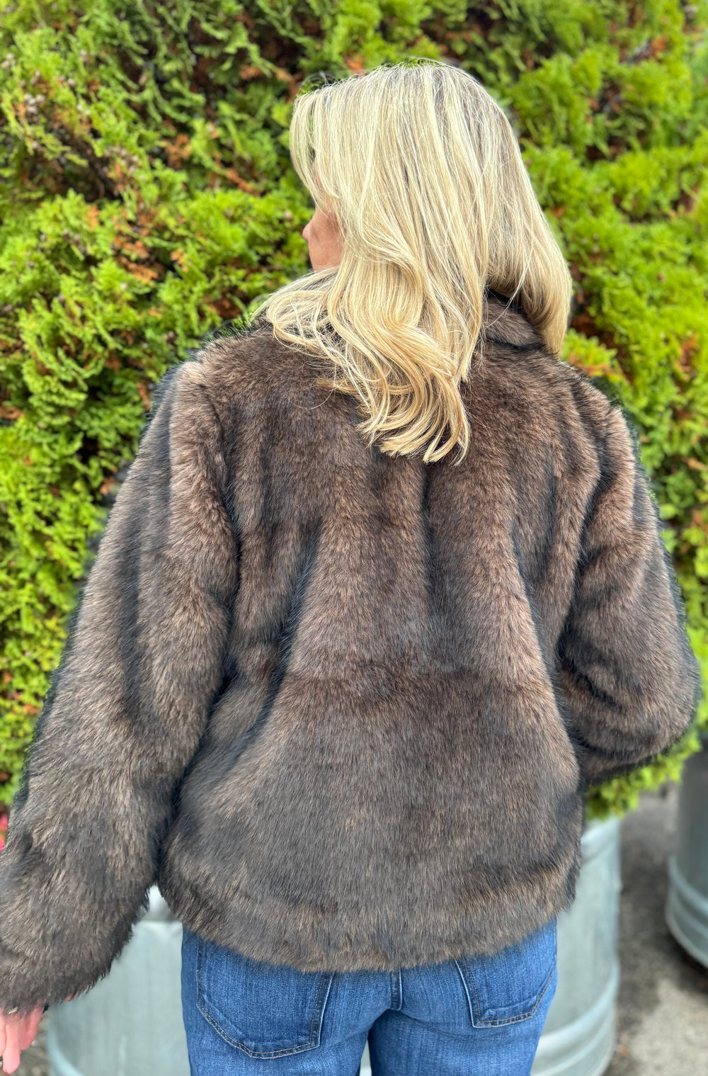 EILEEN ESPRESSO FAUX FUR SHORT COAT
