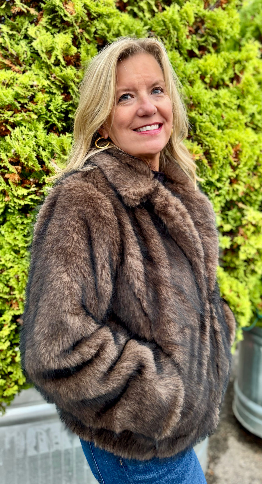 EILEEN ESPRESSO FAUX FUR SHORT COAT
