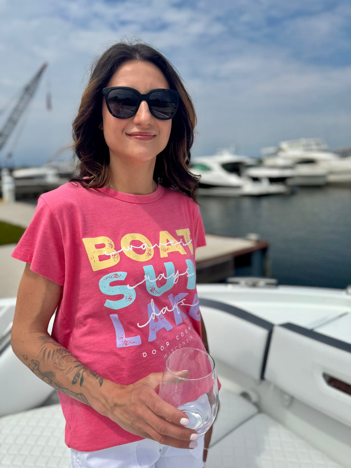 LIPSTICK PINK BOAT WAVES SUN RAYS LAKE DAYS DOOR COUNTY T-SHIRT