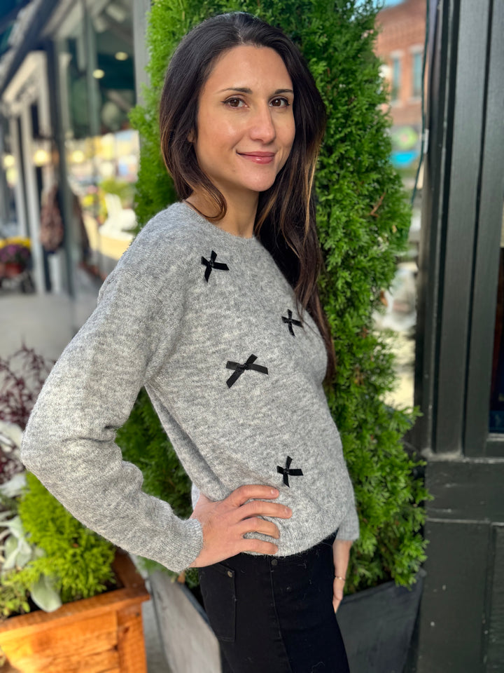 LITTLE BLACK BOW SWEATER
