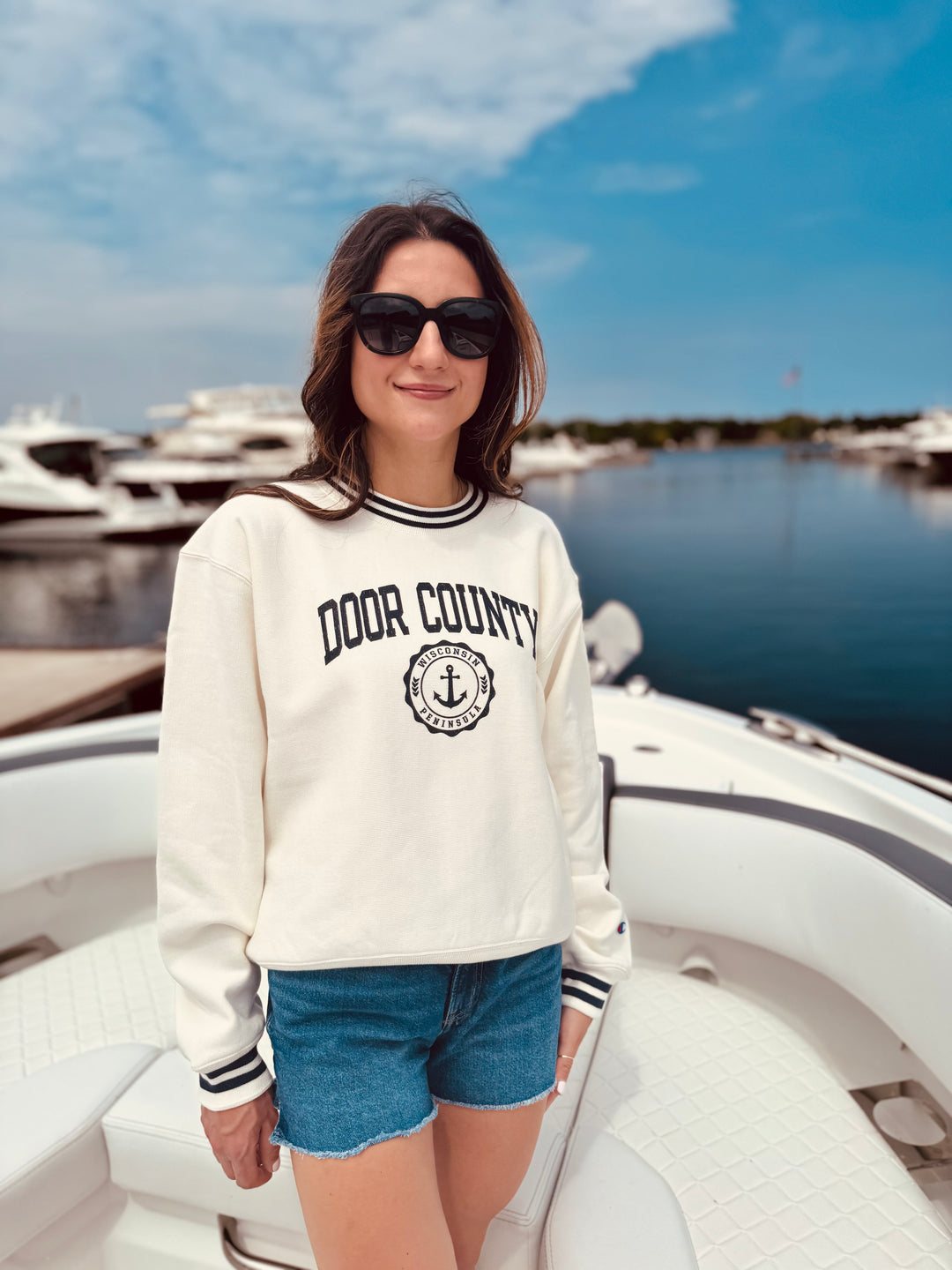 CREAM/MIDNIGHT DOOR COUNTY REVERSE WEAVE CREW SWEATSHIRT