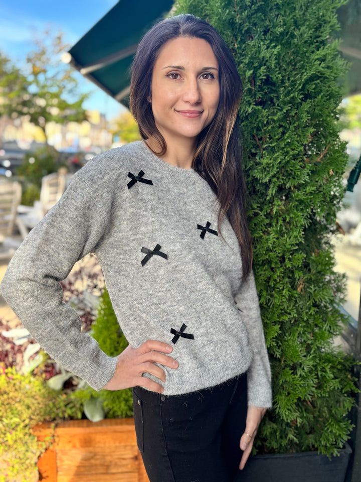 LITTLE BLACK BOW SWEATER