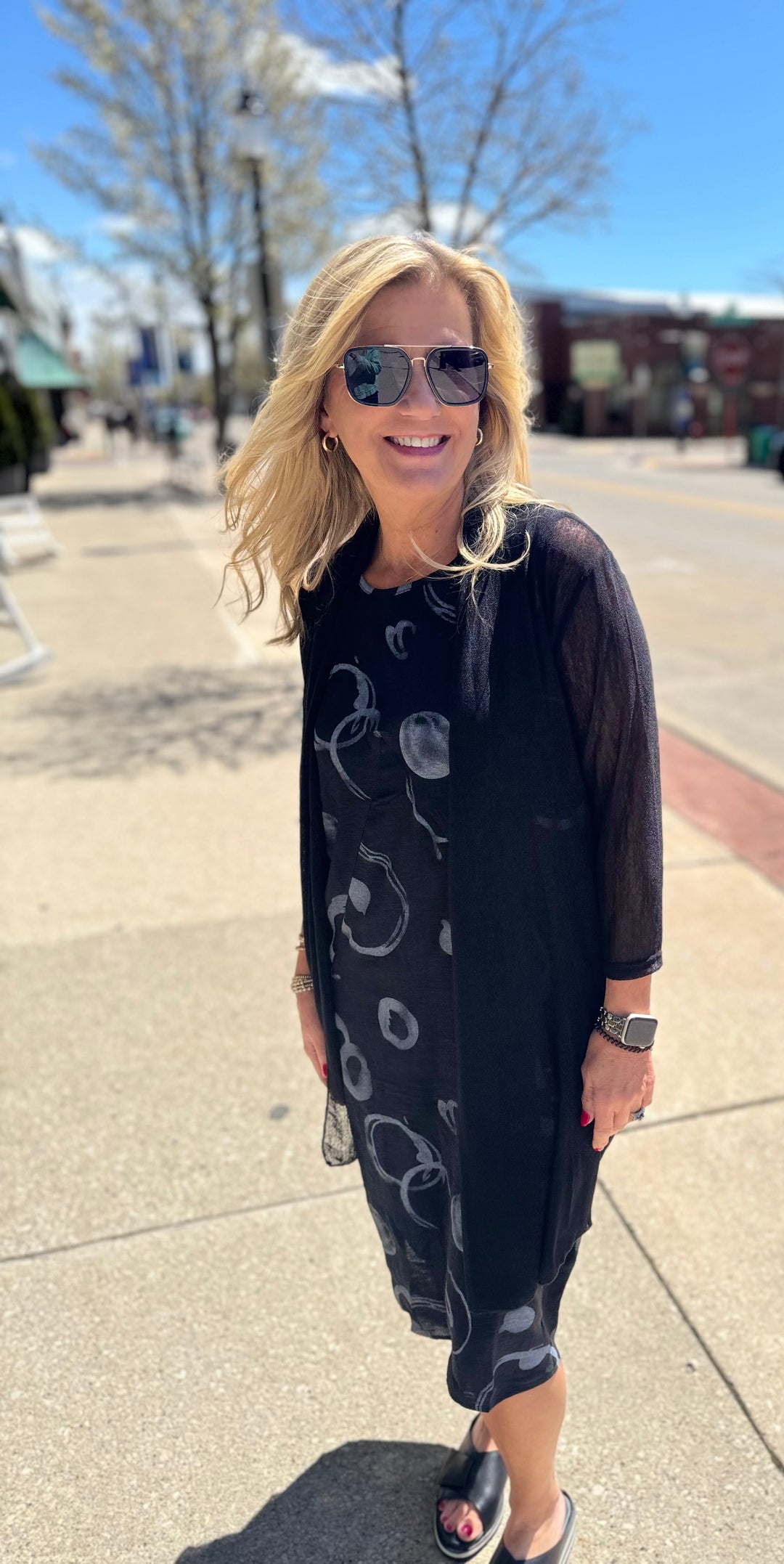 JULIA BLACK CIRCLE PRINT DRESS