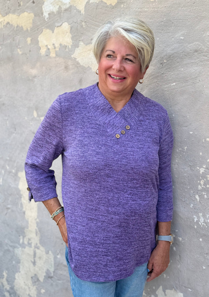 VIOLET 3 BUTTON V-NECK KNIT TOP