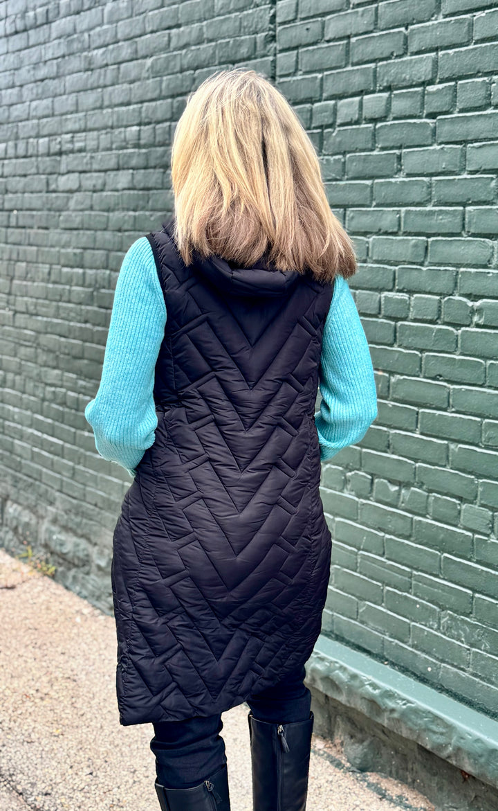 TAHOE BLACK HOODED QUILTED VEST