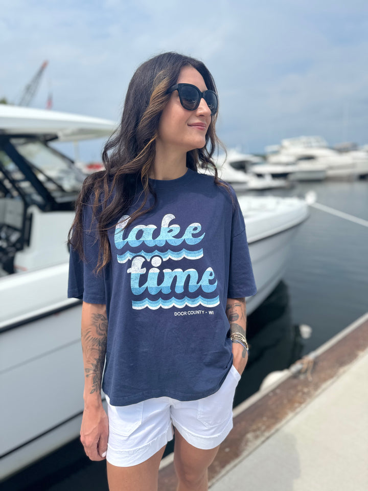 NAVY LAKE TIME DOOR COUNTY BOXY TEE