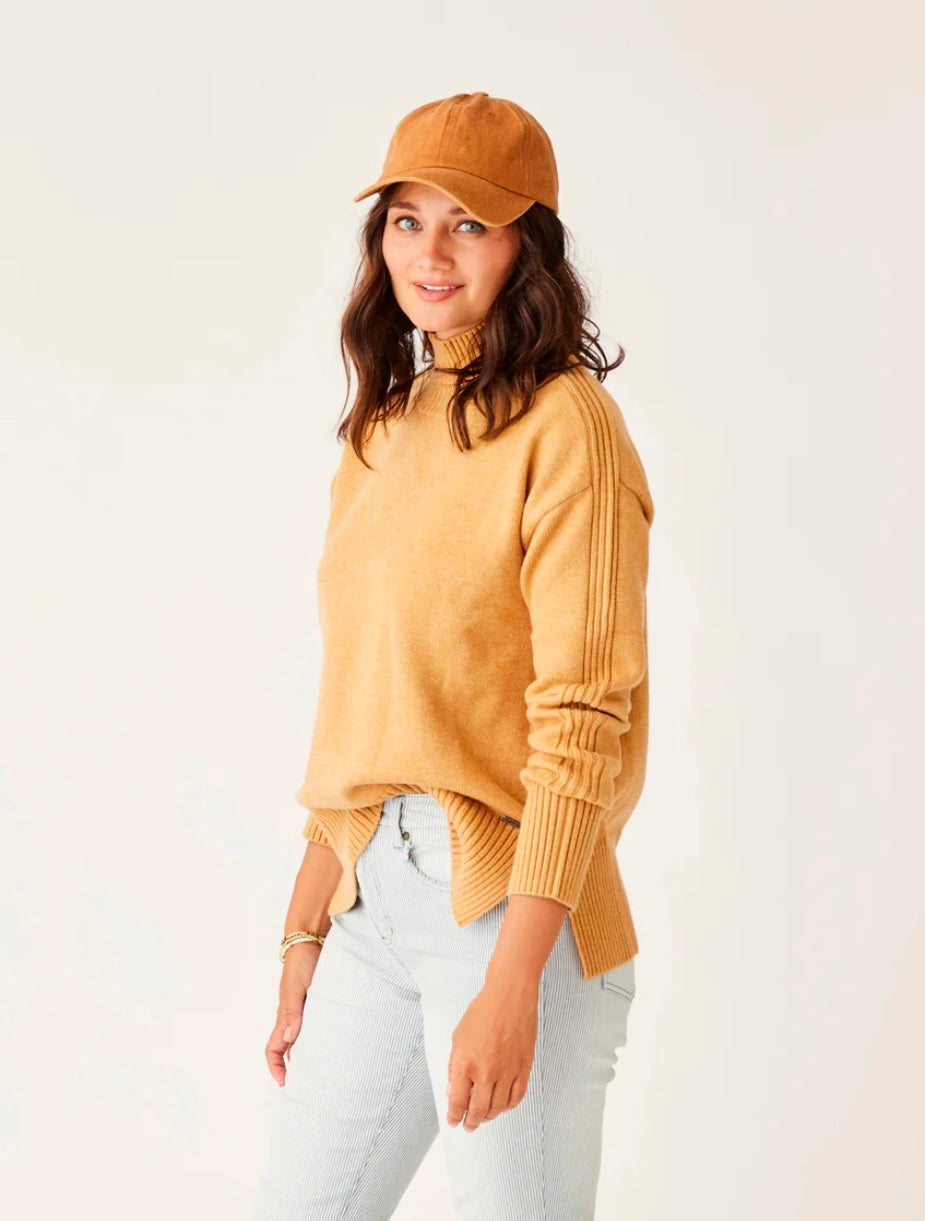 CAMEL HEATHER WOODWARD SWEATER