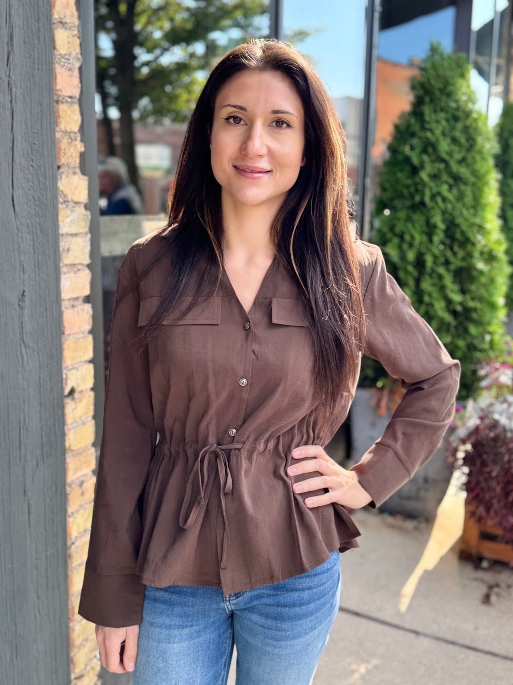 BEA BROWN COLLAR BLOUSE
