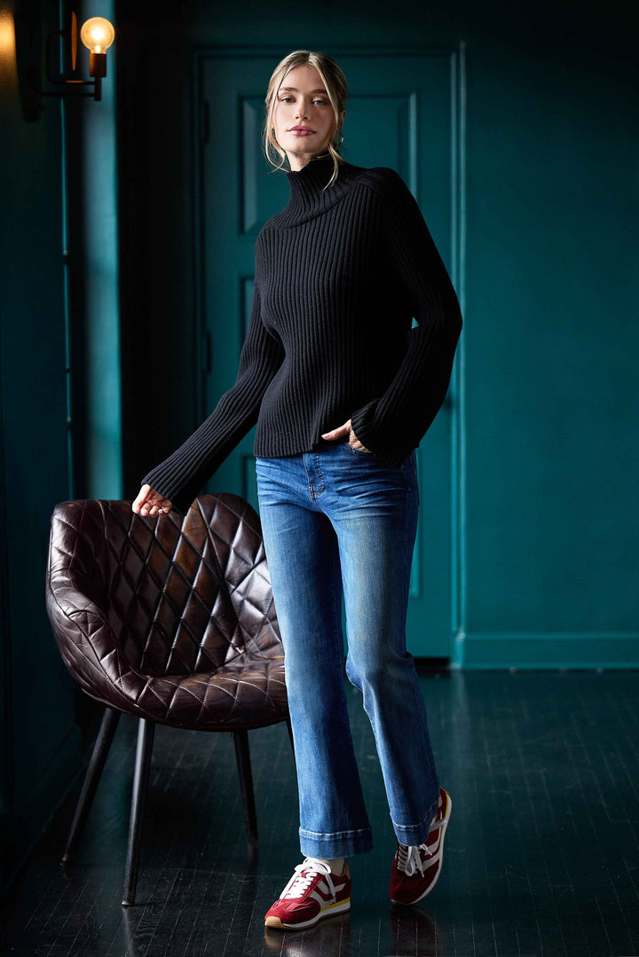 BLACK HERA MOCK NECK SWEATER