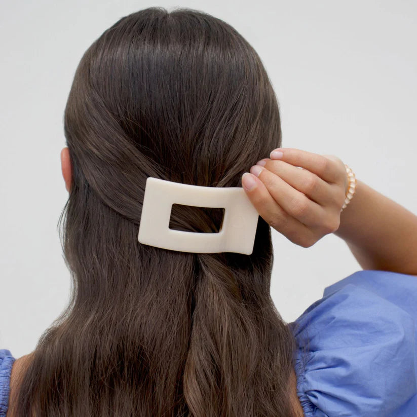 ALMOND BEIGE SMALL FLAT RECTANGLE HAIR CLIP
