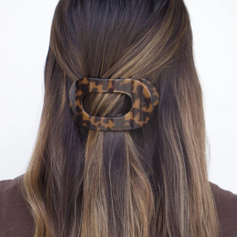 TORTOISE MEDIUM ROUND FLAT HAIR CLIP
