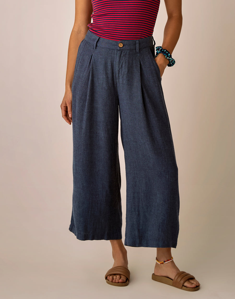 SUKI CAPTAIN CHAMBRAY LINEN PANT
