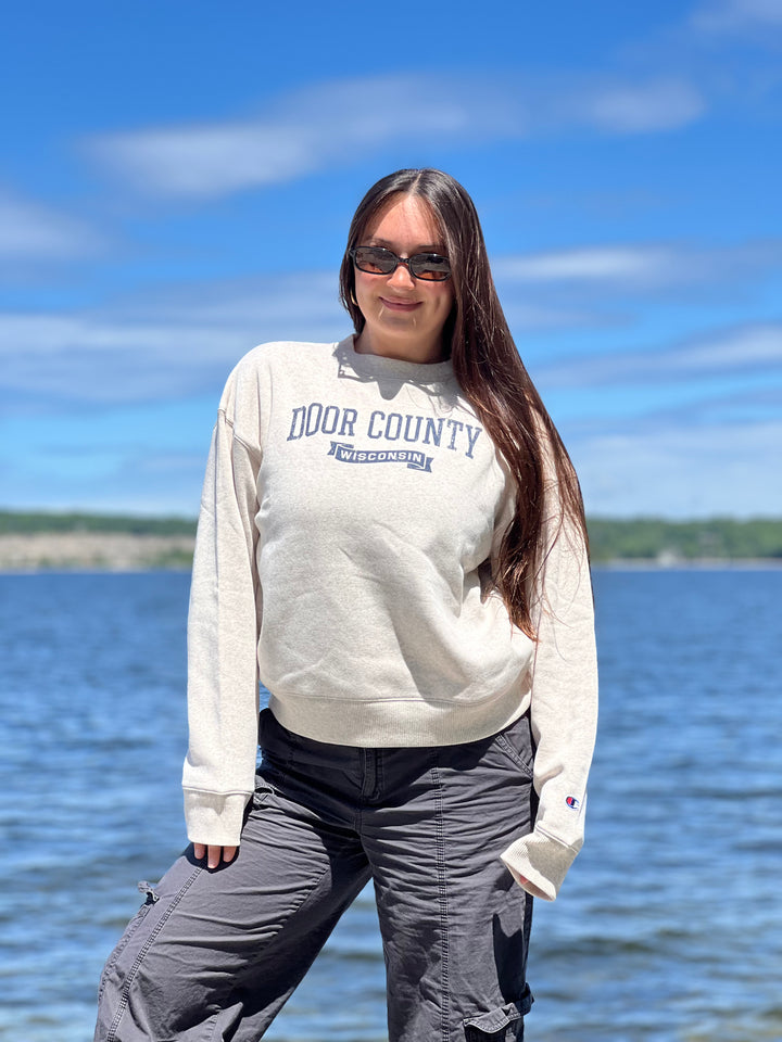 DOOR COUNTY WISCONSIN PEBBLESTONE TRIUMPH CHAMPION CREW SWEATSHIRT