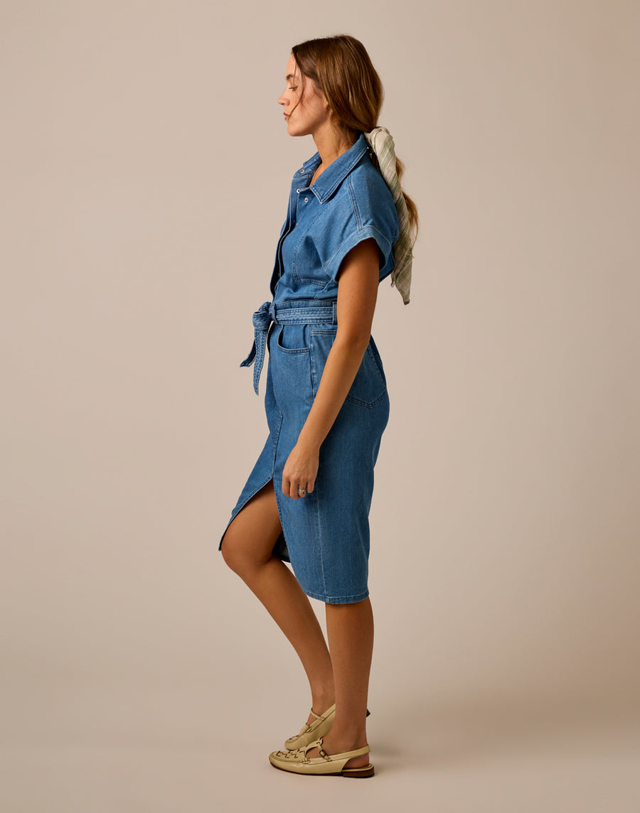 FRANNY MAGNOLIA WASH LIGHT WEIGHT DENIM DRESS
