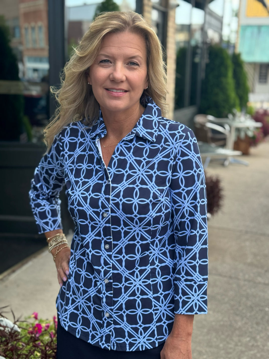 DIANA NAVY GEO CIRCLE BUTTON UP SHIRT