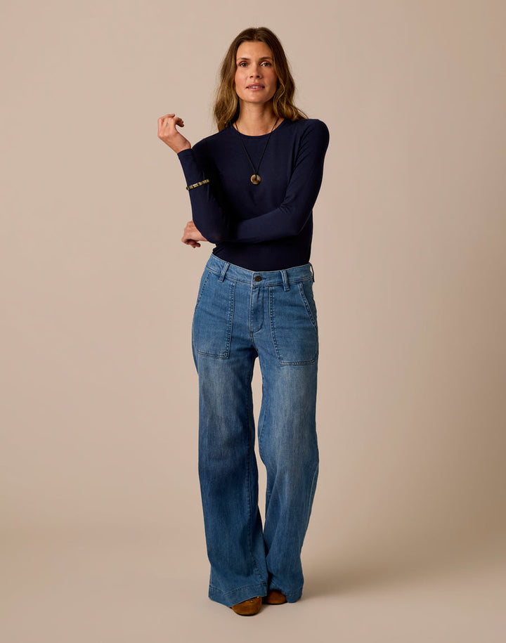 FARRAH LIGHTWEIGHT MAGNOLIA DENIM WIDE LEG JEANS