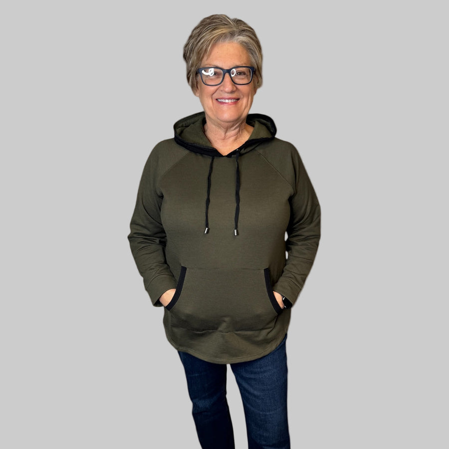 OLIVE RECHARGE PULLOVER HOODIE
