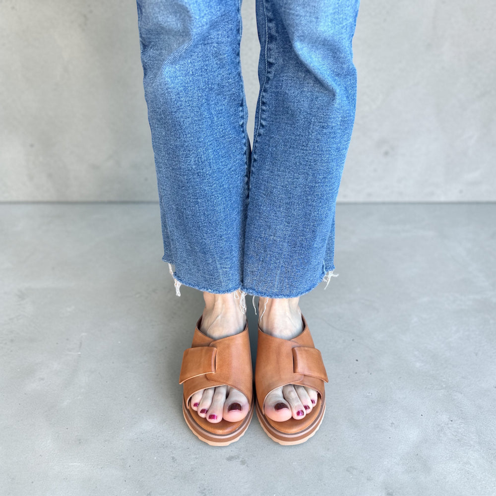 TAUPE PADME LOW WEDGE SANDAL
