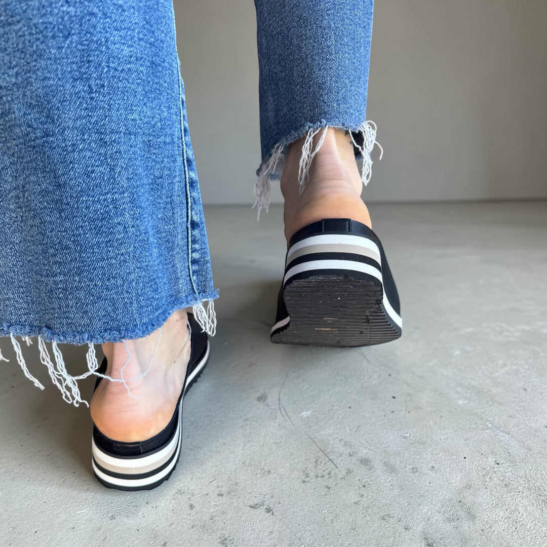 BLACK PADME LOW WEDGE SANDAL