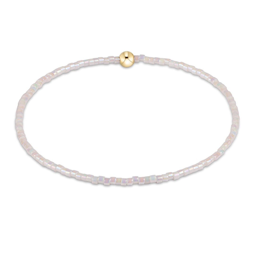 SILKY WHITE HOPE CLASSIC BRACELET